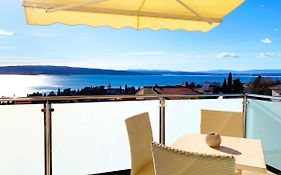 Luxury App Anna
