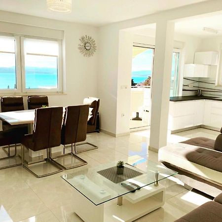 Ferienwohnung Luxury App Anna Crikvenica Exterior foto