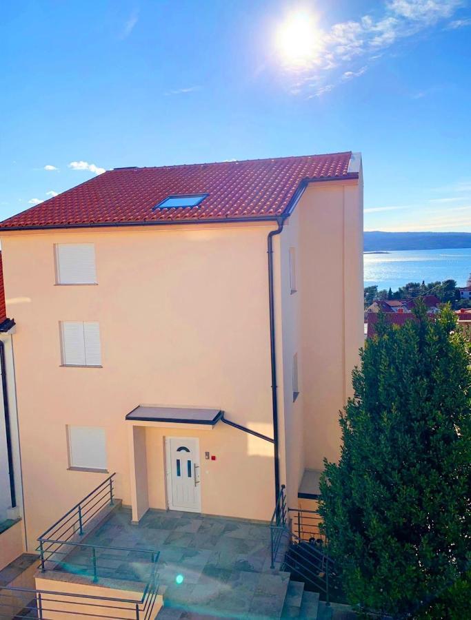 Ferienwohnung Luxury App Anna Crikvenica Exterior foto